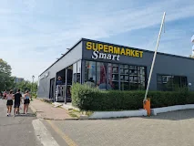 Супермаркет “Smart” Солнечный Берег – Богатое разнообразие продуктов питания, напитков и товаров для дома